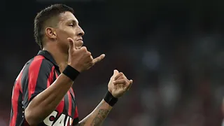 Athletico reforça o caixa com venda de atacante a clube da China