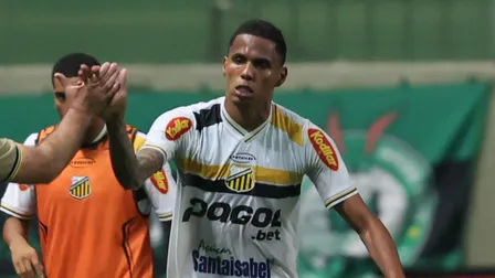 Alvo do Athletico é pego no doping por uso de cannabis