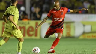 Dupla de zaga do Athletico pode se aproximar dos maiores campeões da história
