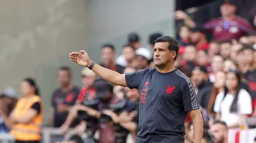 Fã de Senna e bom de resenha: como Wesley Carvalho quer aproveitar chance no Athletico