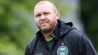 Reforço veterano se lesiona em estreia e desfalca o Coritiba na sequência do Paranaense