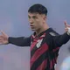 STJD amplia gancho a Esquivel, do Athletico, por expulsão contra o Grêmio