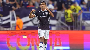 Ex-Athletico vive fase artilheira e vira algoz do Coritiba