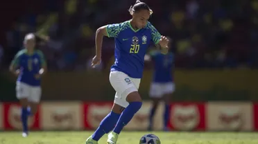 Lesionada, atacante é cortada da seleção antes da estreia na Copa; Pia chama substituta