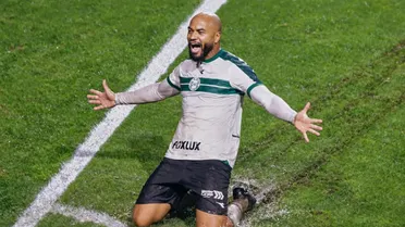 No Atletiba, a profecia com Rodrigo Moledo deu ao contrário