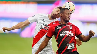 As notas de Athletico 1×1 River Plate