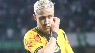 “Maior salário”: Ex-Coritiba, Matheus Frizzo decepciona na Série B e deixa clube