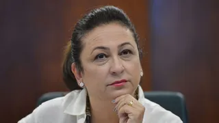 Senadora causa polêmica ao criticar a legalização de eventos como o UFC