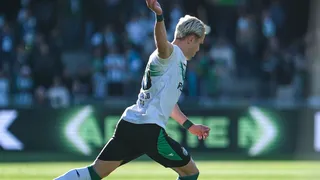 Coritiba prejudicado e Athletico cedendo nos acréscimos