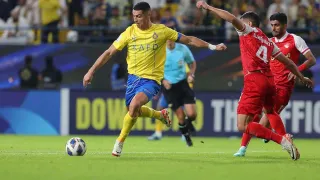 Cristiano Ronaldo corrige árbitro e admite que não sofreu pênalti em empate do Al Nassr