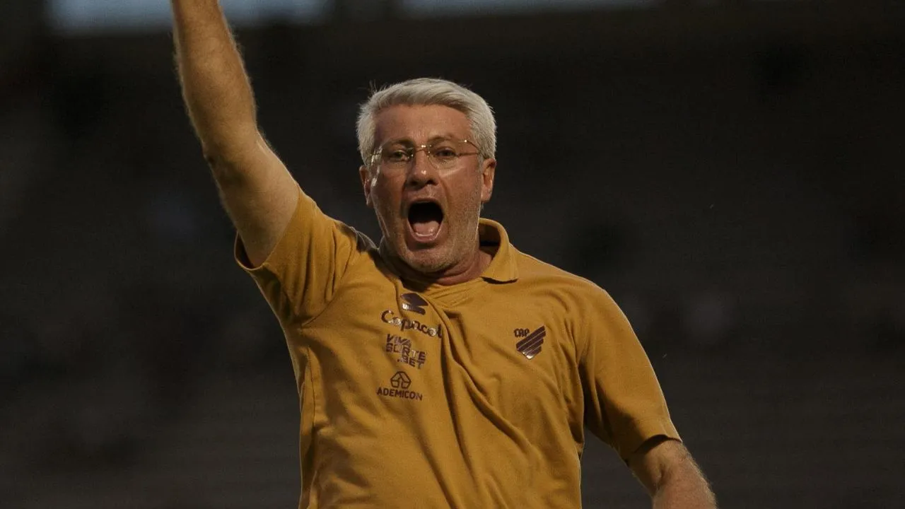 odair-hellmann-athletico-ferroviaria