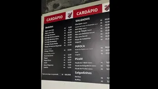 Athletico lança campanha para torcida não arremessar copos e ironiza “R$ 100 mil”