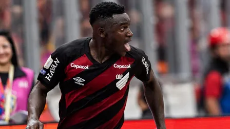 Athletico tropeça após falha de ídolo, mas se salva com gol tardio de Viveros