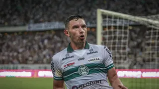 O curioso caso dos gols “desaparecidos” de Adrián Martínez no Brasileirão