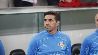 Abel Ferreira descarta especulação sobre ida para o Nice, mas agradece “reconhecimento”