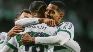 Mozart mantém esperança em atacante contestado no Coritiba