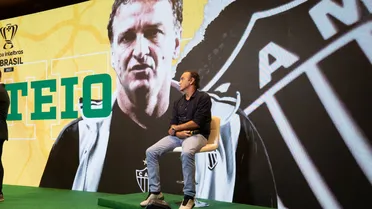 Cuca comenta relação com o Furacão antes de final: “Maioria da família torce para o Athletico”