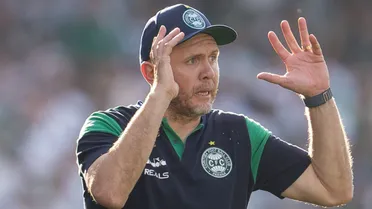 Coritiba busca quebrar jejum de 14 anos contra o Operário; veja as escalações