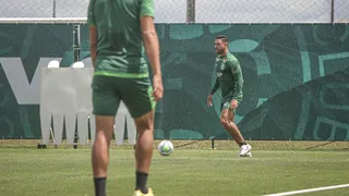 Coritiba tem desfalques no ataque e defesa contra o Vasco: veja o provável time