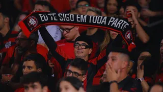 Desesperado, Athletico recorre aos “seus pobres” para salvar-se da Série B