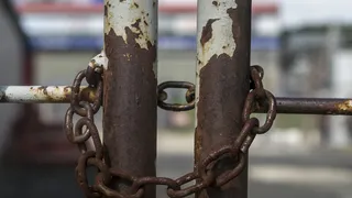 Prefeitura de Curitiba amplia decreto e futebol segue proibido