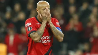 Thiago Heleno sofre lesão e zaga vira problema para Cuca no Athletico