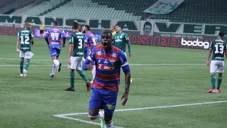 Vitória do Fortaleza sobre Palmeiras mostra como Vojvoda é bem melhor do que Abel
