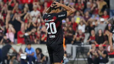 Athletico conseguiu perder para ele mesmo dentro da Arena da Baixada