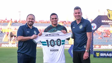 Robson completa marca histórica pelo Coritiba, mas sai como “vilão” de derrota