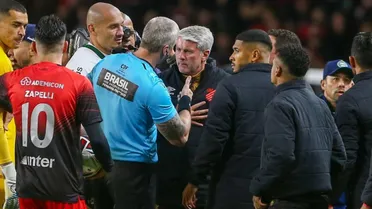 Atletiba: Daronco relata arremesso de “isqueiro, cigarro eletrônico e líquido não identificado”