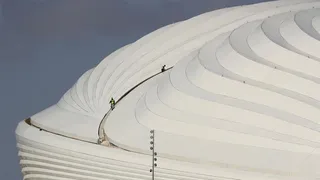Catar ainda é um canteiro de obras a 160 dias para a Copa