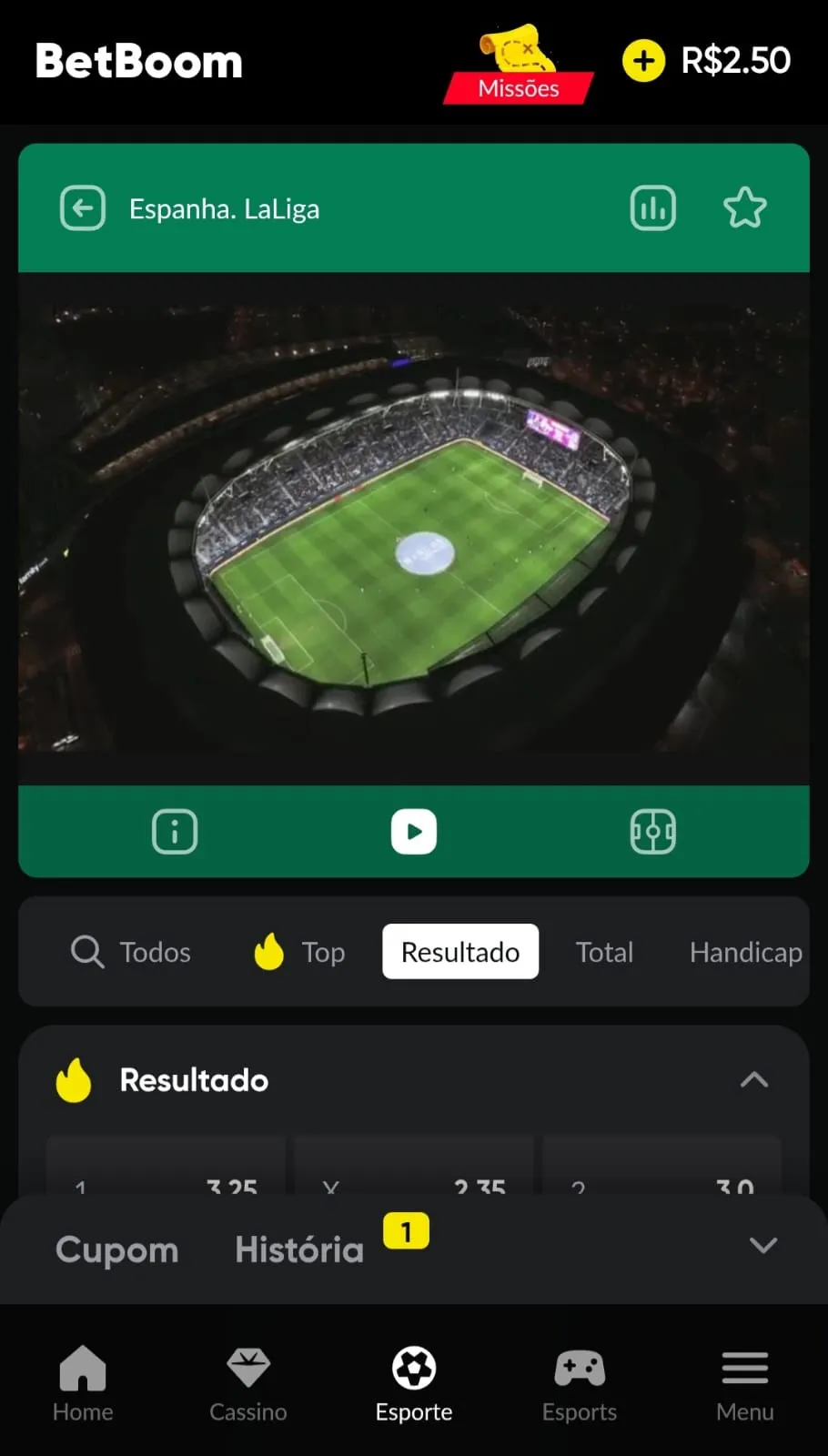 Streaming ao vivo da Betboom com imagem de estádio do jogo Levante x Alaves de La Liga.