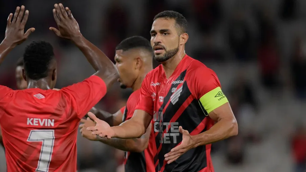 athletico criciúma resultado gols ficha série b