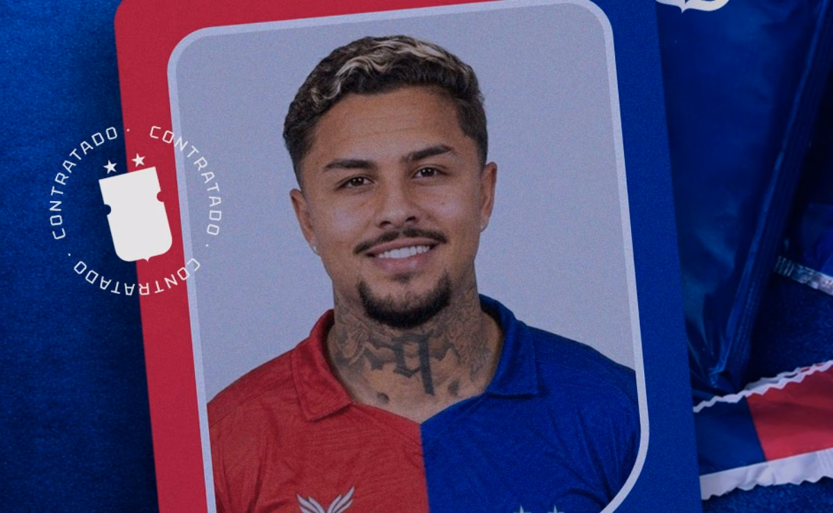 Anúncio do Paraná Clube confirmando a contratação do atacante Samuel