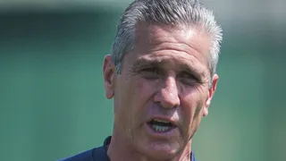 Jorginho vê melhora do Coritiba e mantém foco no acesso: “Mais coragem”