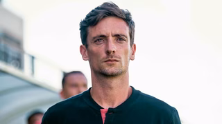 Ex-técnico do Athletico detona ídolo e expõe crise na base