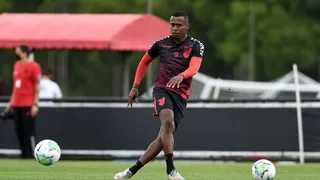 Athletico viaja para Buenos Aires com 15 desfalques; veja quem enfrenta o River