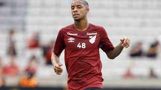 Athletico tem todo o elenco à disposição para a final do Paranaense