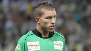 Goleiro ex-Paraná é dispensado após goleada e vexame no Paranaense