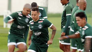 Com contrato no fim, Patrick Vieira não fica no Coritiba