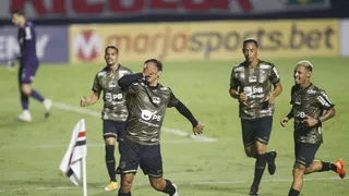 Sarrafiore celebra primeiro gol pelo Coritiba e diz: “Vamos acreditar até o final”