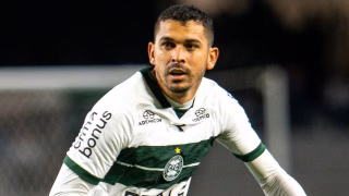 Bruno Melo destaca meta do Coritiba após pausa do Brasileirão