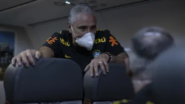 CBF trabalha com a chance de pedido de demissão de Tite após jogo no Paraguai