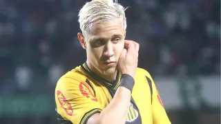 “Maior salário”: Ex-Coritiba, Matheus Frizzo decepciona na Série B e deixa clube