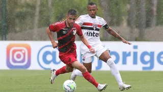 Athletico encara São Paulo por vaga na semi do Brasileirão sub-20; assista ao vivo!