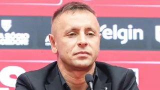 Capitão e camisa 10: Gigante europeu mira destaques do São Paulo, diz jornal