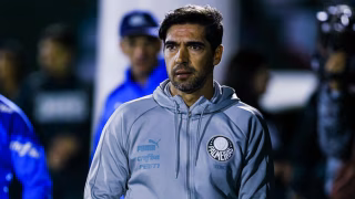 Abel Ferreira é acusado de fala machista no Palmeiras: “Injustificável”