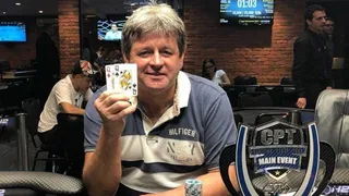 Dentista dos Bombeiros crava grande torneio de poker em Curitiba