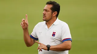 Maurílio vê evolução no Paraná e elogia atuação da garotada contra o Athletico