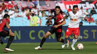 Sete meses após final, Athletico revê o Red Bull Bragantino com mudanças